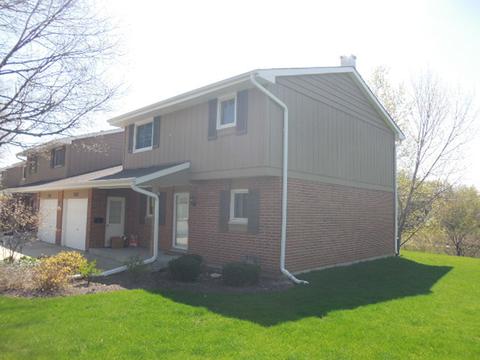 1593 Brittany Ct, Wheaton, IL 60187 photo 4