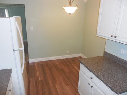 1593 Brittany Ct, Wheaton, IL 60187 photo 6