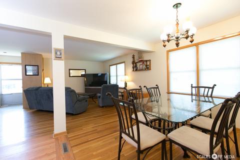 385 Triggs Ave, Elgin, IL 60123 photo 6
