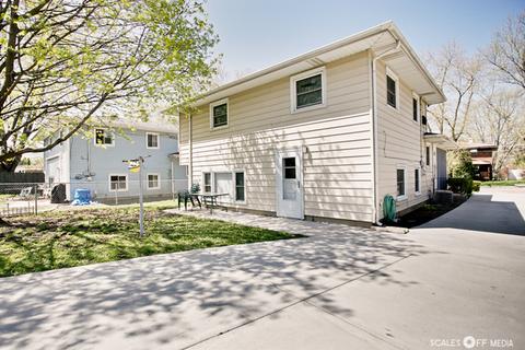 385 Triggs Ave, Elgin, IL 60123 photo 2