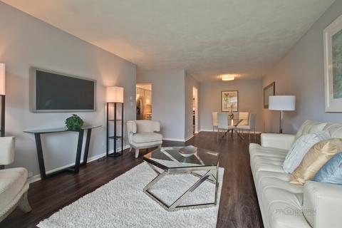 925 Spring Hill Dr #209, Northbrook, IL 60062 photo 7