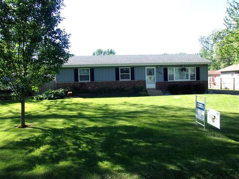 1360 Mabel Ct, Morris, IL 60450 photo 2