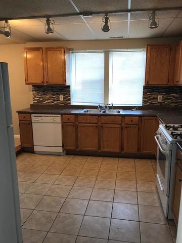 662 Ford Ave, Elgin, IL 60120 photo 7
