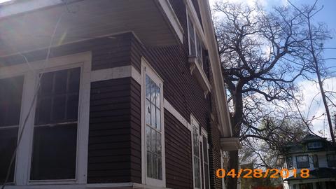 2871 E 77th St, Chicago, IL 60649 photo 3