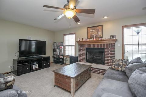 285 Maple St, Beecher, IL 60401 photo 4