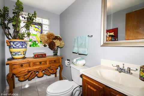 61 E Terrace Ln, Des Plaines, IL 60016 photo 23