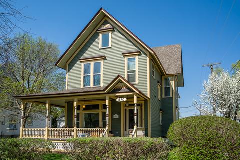 570 N Spring St, Elgin, IL 60120 photo 2
