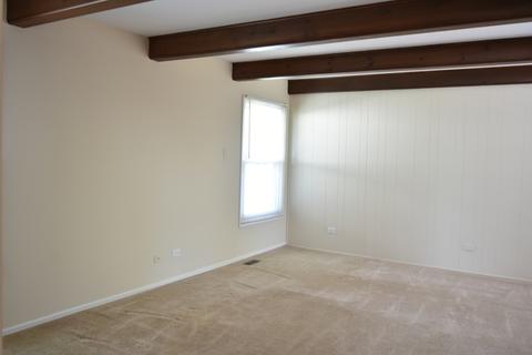 1329 Hassell Dr, Hoffman Estates, IL 60169 photo 11