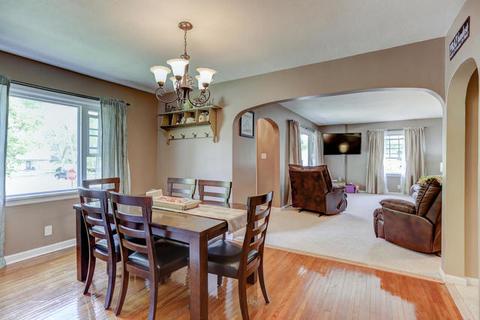 562 E Patton St, Paxton, IL 60957 photo 8