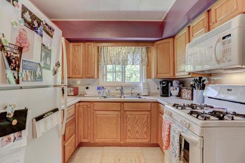 562 E Patton St, Paxton, IL 60957 photo 11