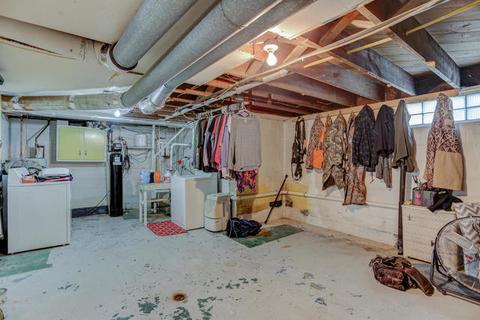 562 E Patton St, Paxton, IL 60957 photo 24