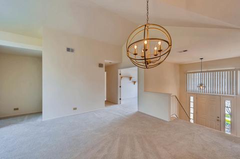 363 Ashford Cir #2, Bartlett, IL 60103 photo 2