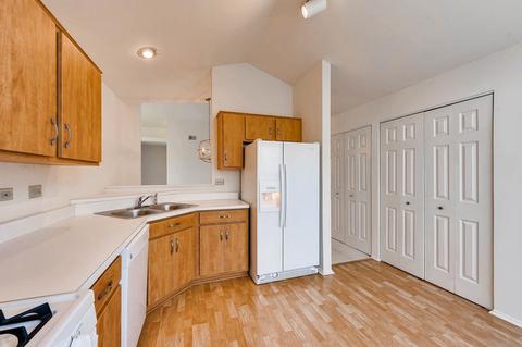 363 Ashford Cir #2, Bartlett, IL 60103 photo 6