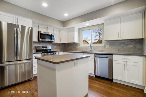 902 E Paddock Dr, Palatine, IL 60074 photo 6