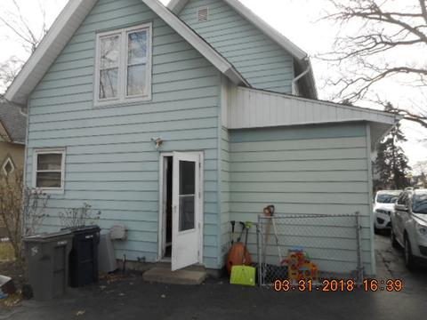 145 Hill Ave, Elgin, IL 60120 photo 2