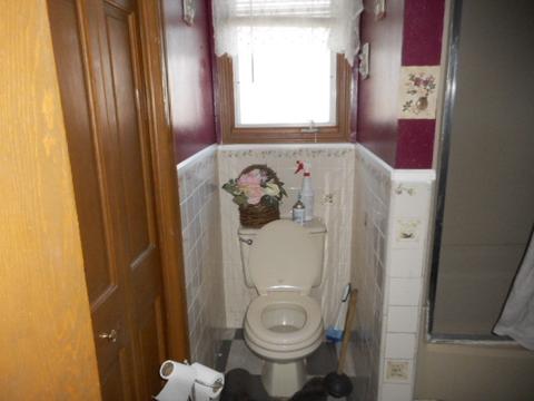 145 Hill Ave, Elgin, IL 60120 photo 10