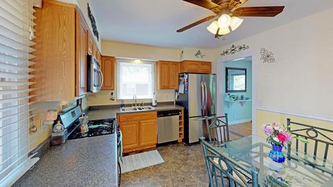 22 Woodview Ln, Algonquin, IL 60102 photo 15