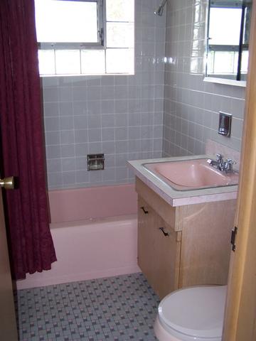 1319 E Algonquin Rd, Des Plaines, IL 60016 photo 13