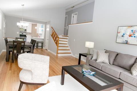 9107 Forestview Rd, Evanston, IL 60203 photo 5