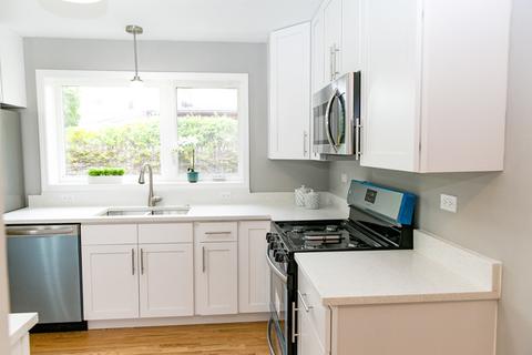 9107 Forestview Rd, Evanston, IL 60203 photo 9