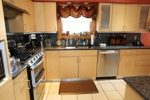 926 Twilight Ln, Wheeling, IL 60090 photo 8