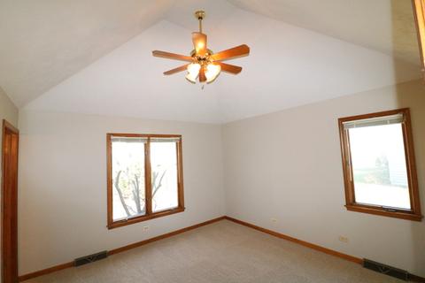 2098 Childs Ct, Wheaton, IL 60187 photo 15