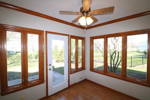 2098 Childs Ct, Wheaton, IL 60187 photo 13