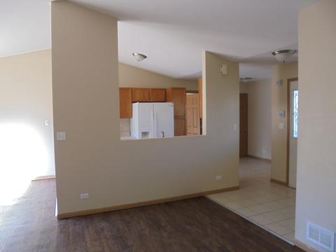 808 Rose Ln, Harvard, IL 60033 photo 7
