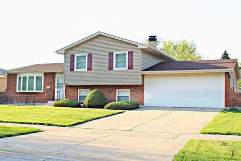 1761 Heather Dr, Aurora, IL 60506 photo 2