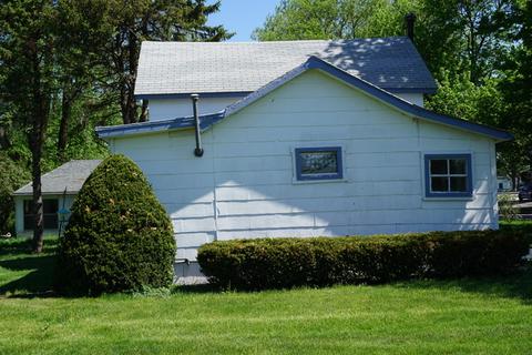 205 S Front St, Danforth, IL 60930 photo 19