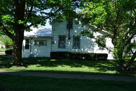 205 S Front St, Danforth, IL 60930 photo 1