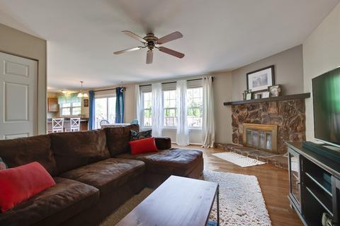 1910 Tanglewood Dr, Algonquin, IL 60102 photo 10