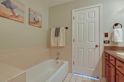 1910 Tanglewood Dr, Algonquin, IL 60102 photo 20