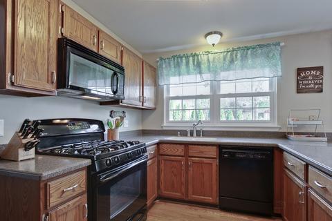 1910 Tanglewood Dr, Algonquin, IL 60102 photo 14
