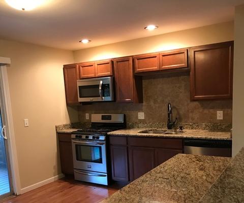 427 Devon Ln, Bolingbrook, IL 60440 photo 3