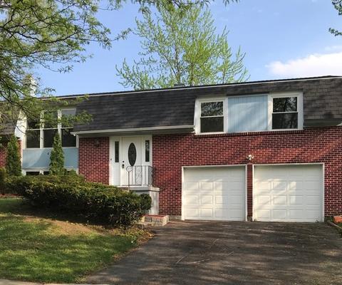 427 Devon Ln, Bolingbrook, IL 60440 photo 1
