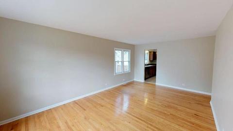 157 Wheeling Ave, Wheeling, IL 60090 photo 4