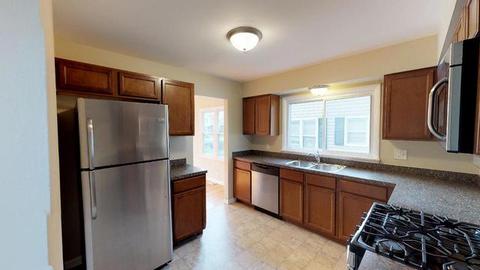 157 Wheeling Ave, Wheeling, IL 60090 photo 8