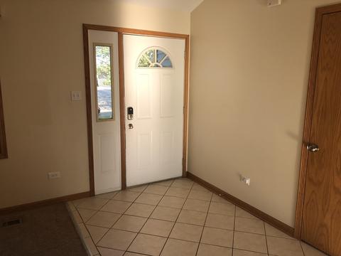 2911 Art Schultz Dr, Plainfield, IL 60586 photo 3