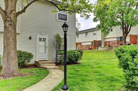 204 Raintree Ct, Aurora, IL 60504 photo 1
