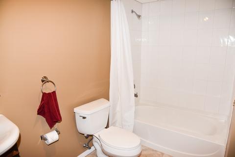 7280 Dada Dr, Gurnee, IL 60031 photo 29