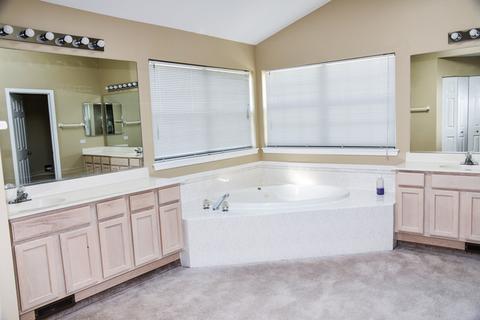 7280 Dada Dr, Gurnee, IL 60031 photo 15