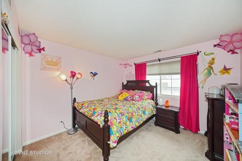2270 Reflections Dr, Aurora, IL 60502 photo 7