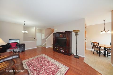 2270 Reflections Dr, Aurora, IL 60502 photo 3