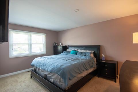 1320 Meyer Rd, Hoffman Estates, IL 60169 photo 11