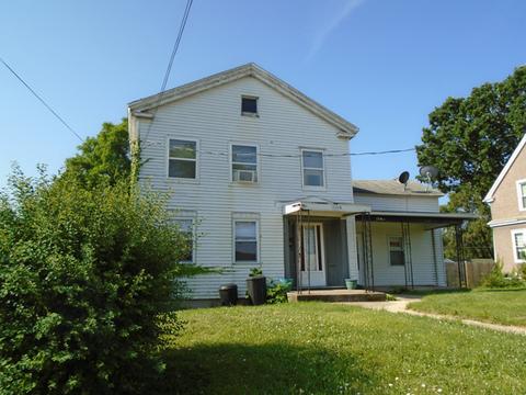 1716 3rd St, Peru, IL 61354 photo 1