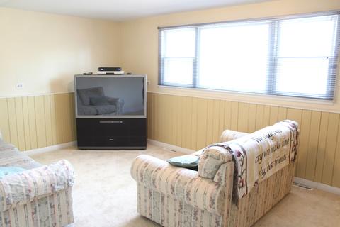 1195 Blackhawk Dr, Elgin, IL 60120 photo 7