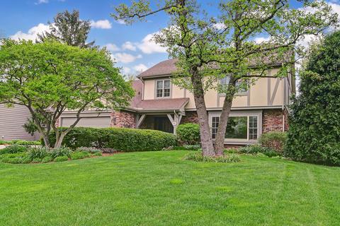 8401 Clynderven Rd, Burr Ridge, IL 60527 photo 1