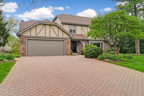 8401 Clynderven Rd, Burr Ridge, IL 60527 photo 2