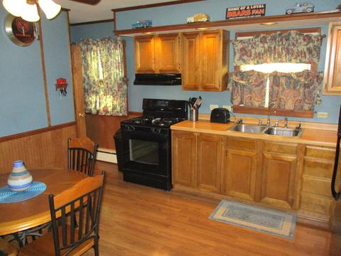 207 Center Pl, Peru, IL 61354 photo 8
